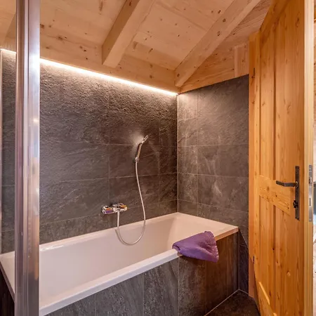 Refugium Dolomiten Apartment Sillian